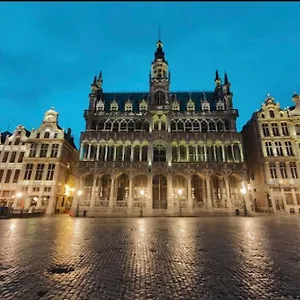 https://appartement-a-bruxelles-midi-grand-place-bruxelles.brusselshotelsbook.com